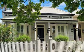 Well Located Boutique Accommodation